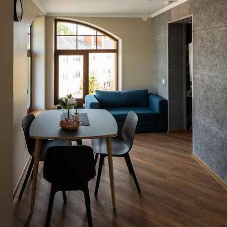 Apartamenti อาลูคเซน์ ภายนอก รูปภาพ