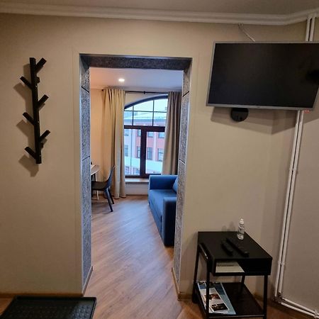 Apartamenti อาลูคเซน์ ภายนอก รูปภาพ